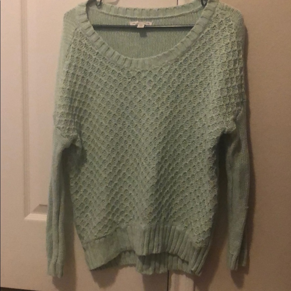 American eagle pull over sweater